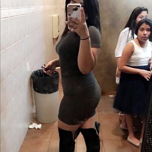 FOREVER 21 OLIVE GREEN BASIC DRESS SIZE M